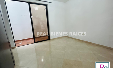 ¡Se Arrienda Casa en Unidad Abierta!