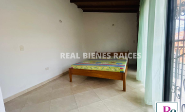 ¡Se Arrienda Casa en Unidad Abierta!