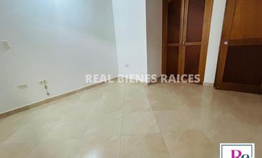 ¡Se Arrienda Casa en Unidad Abierta!
