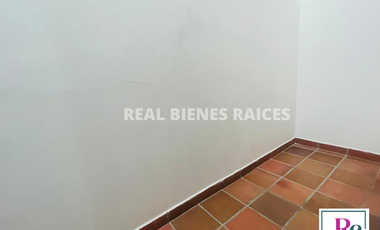 ¡Se Arrienda Casa en Unidad Abierta!