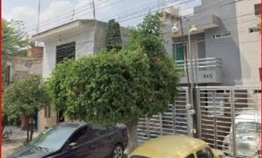 Casa en Remate ubicada en Isla Izaro 3343, Villa Vicente Guerrero, Guadalajara