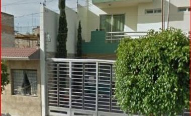 Casa en Remate ubicada en Isla Izaro 3343, Villa Vicente Guerrero, Guadalajara