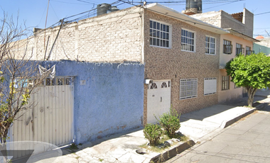 SE VENDE CASA EN CALLE MORELIA EL CHAMIZAL ECATEPEC ESTADO DE MEXICO