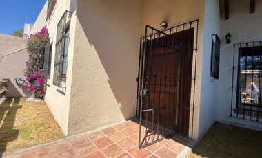 Casa en Paseo de las Lomas, en Santa Fe, Álvaro Obregón, Cdmx, Un solo nivel.