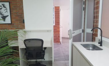 Oficina amoblada en arriendo en Itagui, Villa Paula
