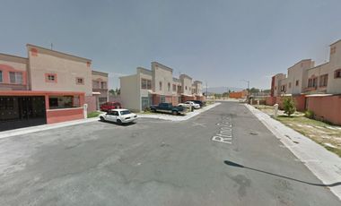 Casa en Retorno de Canelos, Hacienda Los Fresnos, Jalisco, México ¡NO CRÉDITOS!