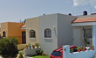 CASA EN REMATE BANCARIO EN JARDINES DEL VERGEL