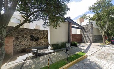 VENTA DE GRANDE CASA EN CERRADA LA PRESA, SN JERONIMO LÍDICE, MAGDALENA C. CDMX