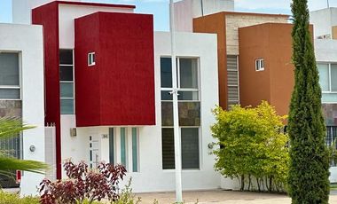 Casa venta en Residencial Pontevedra, Tlajomulco