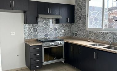 Casa venta en Residencial Pontevedra, Tlajomulco