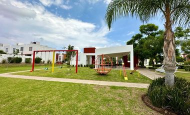 Casa venta en Residencial Pontevedra, Tlajomulco