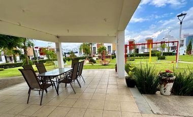 Casa venta en Residencial Pontevedra, Tlajomulco