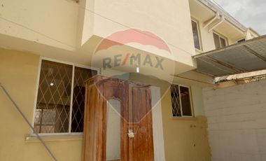 CASA EN CONJUNTO LAS COLINAS, HUERTOS FAMILIARES.