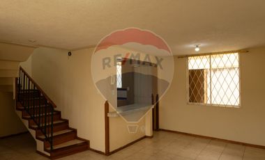 CASA EN CONJUNTO LAS COLINAS, HUERTOS FAMILIARES.