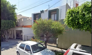 ¡excelente Oportunidad! Casa En Venta, Muy Por Debajo Del Costo Comercial