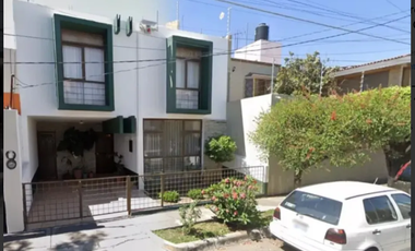 ¡excelente Oportunidad! Casa En Venta, Muy Por Debajo Del Costo Comercial