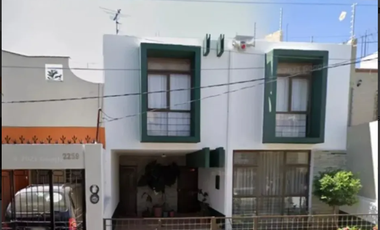 ¡excelente Oportunidad! Casa En Venta, Muy Por Debajo Del Costo Comercial