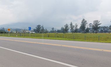 LOTE SE VENDE. LA CALERA. CUND
