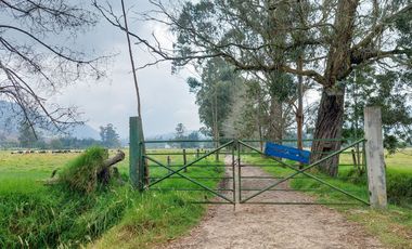 LOTE SE VENDE. LA CALERA. CUND