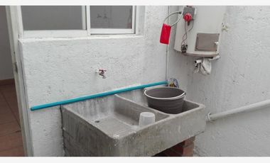 Casa en renta Calle jongitud Barrios, Volcanes del Sur, zona S.N.T.E., Puebla.