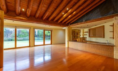 CASA EN VENTA EN PRIVADA EN LOMAS TERCERA