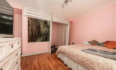 Casa amplia en Peñalolén, cerca de jumbo, mall, colegios, calle cerrada condominio