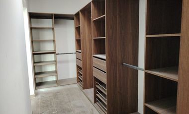 CASA EN VENTA EN SENDEROS DE MONTEVERDE 73 COTO 6A