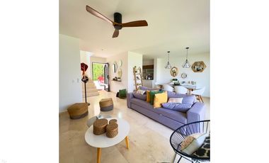 CASA EN CONDOMINIO EN FRACCIONAMIENTO BURGOS, MORELOS