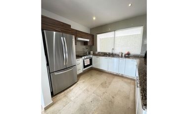 CASA EN CONDOMINIO EN FRACCIONAMIENTO BURGOS, MORELOS