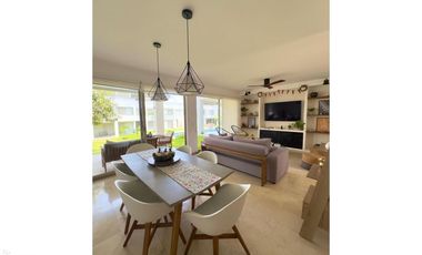 CASA EN CONDOMINIO EN FRACCIONAMIENTO BURGOS, MORELOS