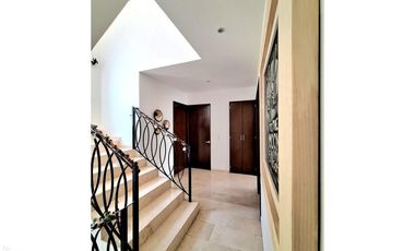 CASA EN CONDOMINIO EN FRACCIONAMIENTO BURGOS, MORELOS