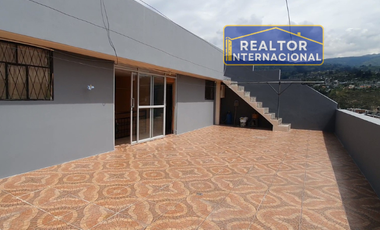 VENTA DE EDIFICIO RENTERO EN AMBATO