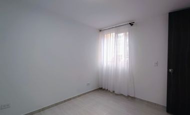 Arriendo Apartamento en primer piso parqueadero cubierto Tocancipa