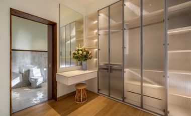 Premium villa for sale, fully furnished, beautiful view, quiet, prime location, Saraphi District, Chiang Mai