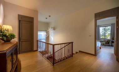 Premium villa for sale, fully furnished, beautiful view, quiet, prime location, Saraphi District, Chiang Mai