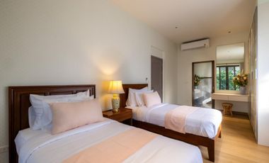 Premium villa for sale, fully furnished, beautiful view, quiet, prime location, Saraphi District, Chiang Mai