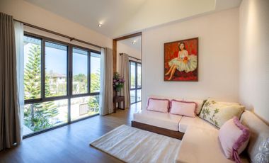 Premium villa for sale, fully furnished, beautiful view, quiet, prime location, Saraphi District, Chiang Mai