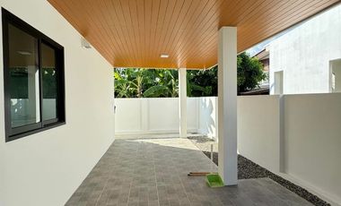 Beautiful house for sale, Tha Wang Tan, Saraphi, convenient travel, only 14 minutes from Royal Park Rajapruek.