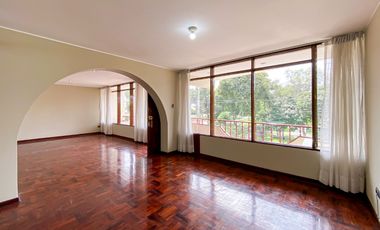 ¡Departamento en alquiler con excelente ubicación en La Molina! 🏡✨