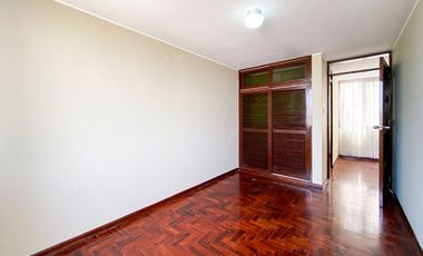 ¡Departamento en alquiler con excelente ubicación en La Molina! 🏡✨
