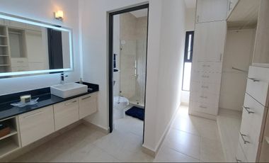 Casa de 3 Recamaras en Venta den Playa del Carmen