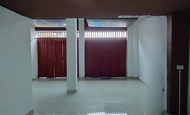 ALQUILO LOCAL COMERCIAL EN PRIMER PISO- CERCA A LA MUNICIPALIDAD DE BARRANCO