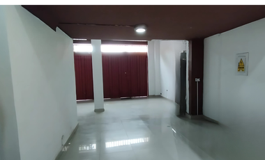 ALQUILO LOCAL COMERCIAL EN PRIMER PISO- CERCA A LA MUNICIPALIDAD DE BARRANCO