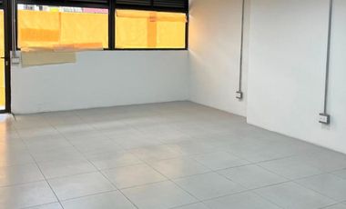 Venta de local en Sabaneta, Mayorca