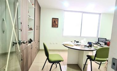 VENTA DE LOCAL COMERCIAL EN ESTRENO, EN SANTIAGO DE SURCO