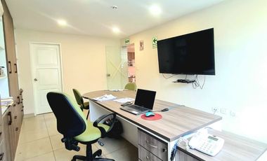 VENTA DE LOCAL COMERCIAL EN ESTRENO, EN SANTIAGO DE SURCO