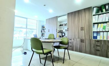 VENTA DE LOCAL COMERCIAL EN ESTRENO, EN SANTIAGO DE SURCO