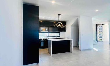 Preciosa casa en venta con Roof Top