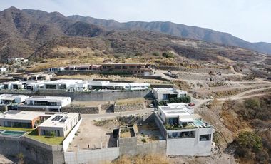 Terreno Panorámico con la Mejor Vista del Mercado.