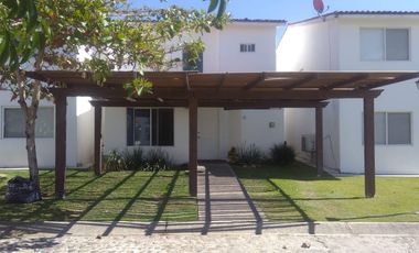 Casa en renta en la Cruz de Huanacaxtle, en Vista Pelicanos.